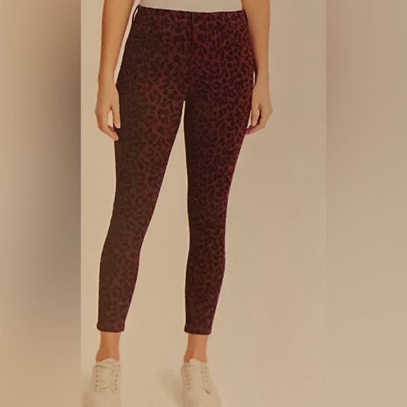 Social Standard Sanctuary  Ankle Size 8 (Waist across 15 “) (Length 27”) - Picture 1 of 4